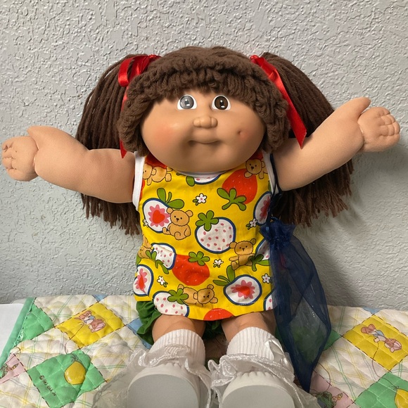 Vintage Cabbage Patch Kid Girl Hong Kong P Factory Brown Hair Head Mold #3 1984 - Picture 3 of 11